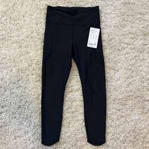 Athleta NWT Pacesetter 7/8 Black Leggings